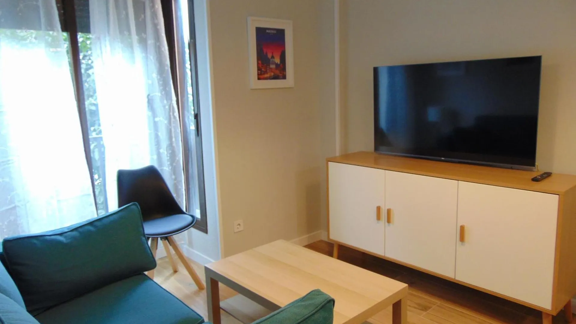 Airport Madrid Plenilunio Suites Blue 0*,  Spain