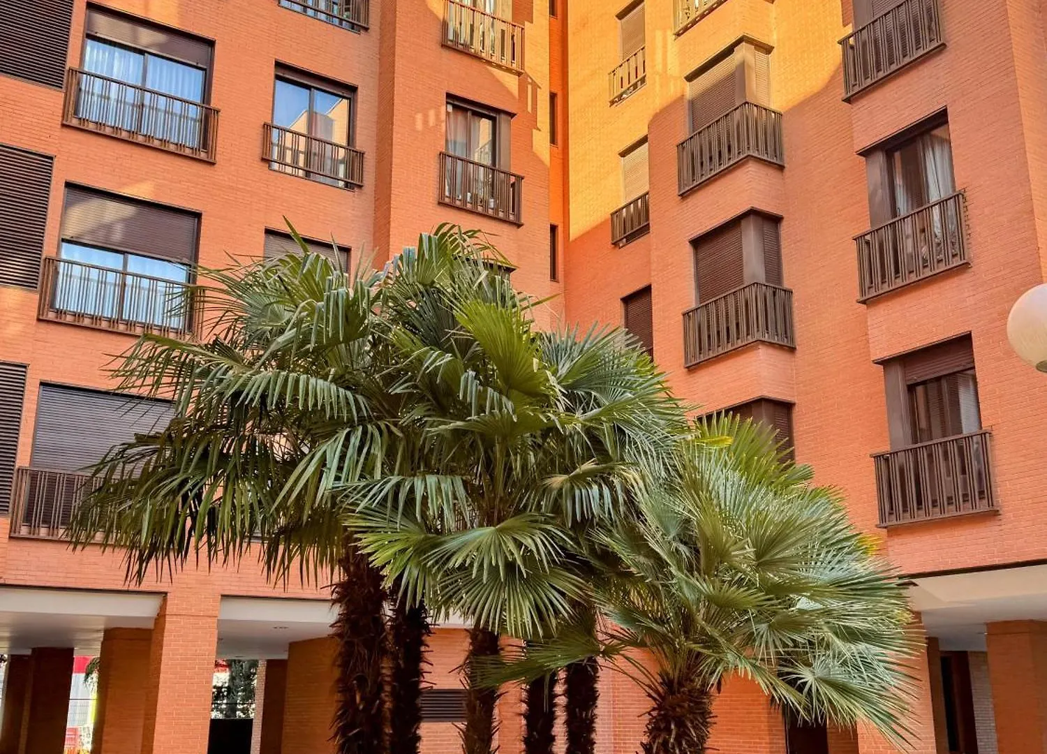 Airport Madrid Plenilunio Suites Blue 0*,