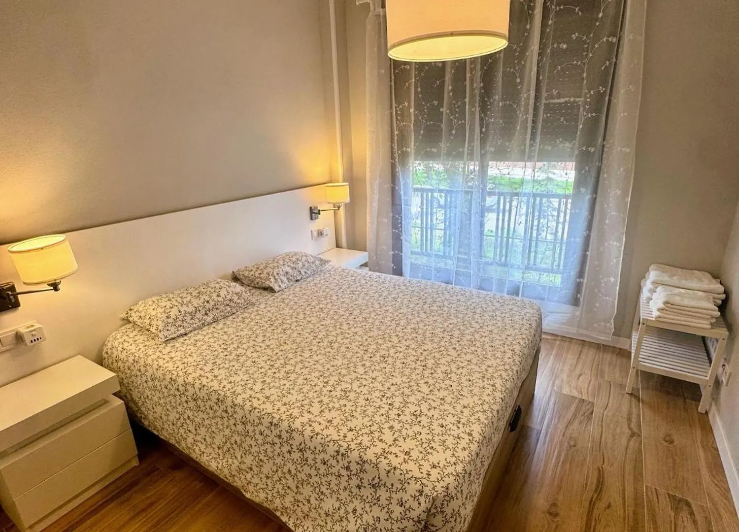Airport Madrid Plenilunio Suites Blue location